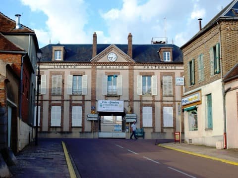 Ramoneur Thorigny-sur-Oreuse